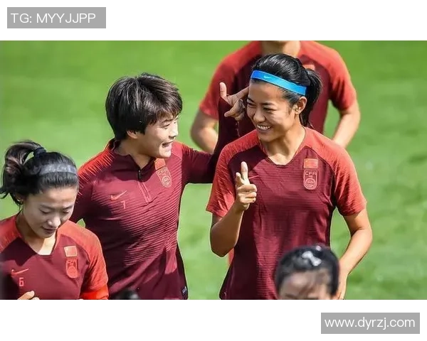 北京排球队在世界杯中的默契配合与战术分析展现团队实力 北京排球队在世界杯中的默契配合与战术分析展现团队实力